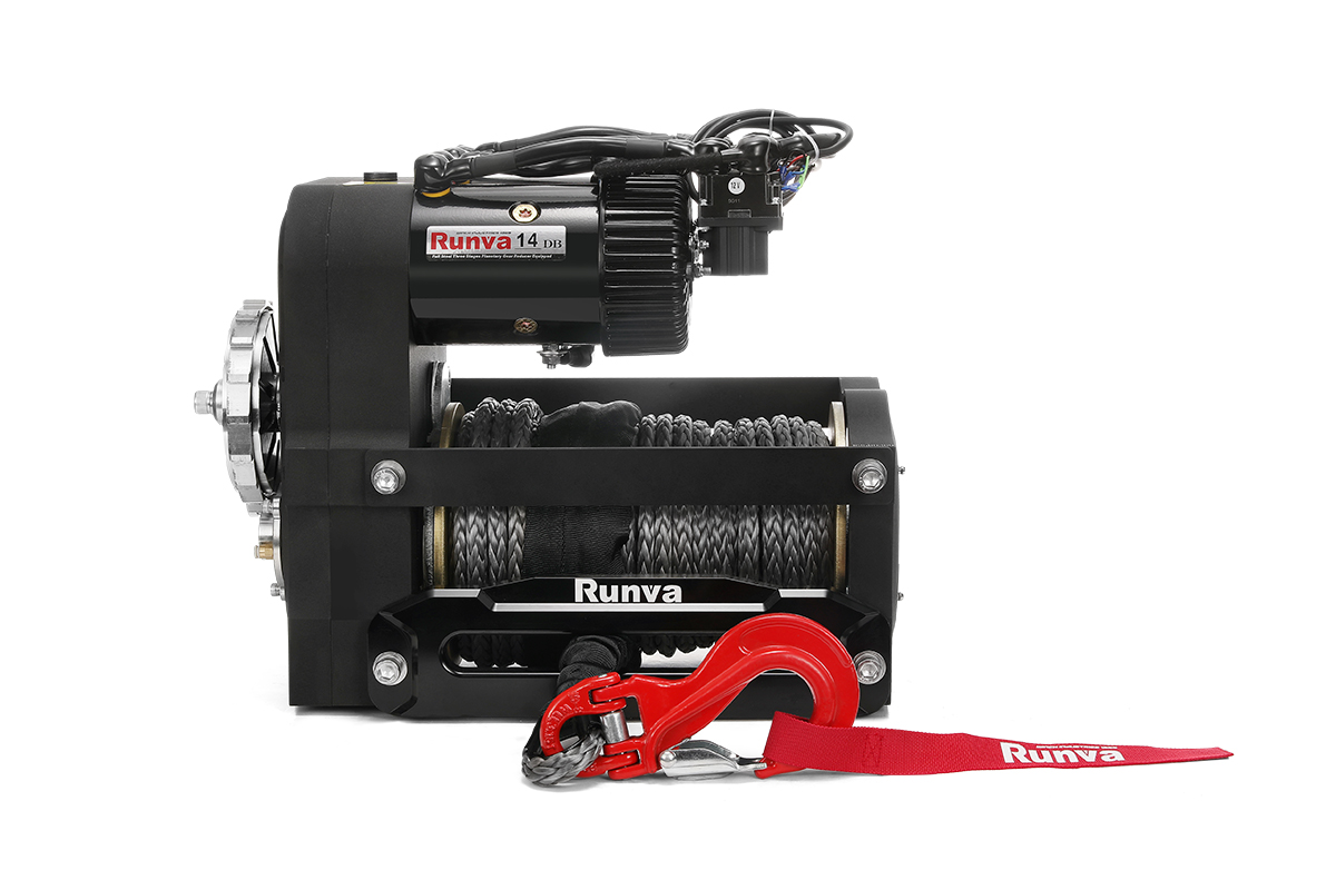 Лебёдка автомобильная электрическая 12V Runva 14000 lbs 6350 кг двухмоторная (синтетический трос)