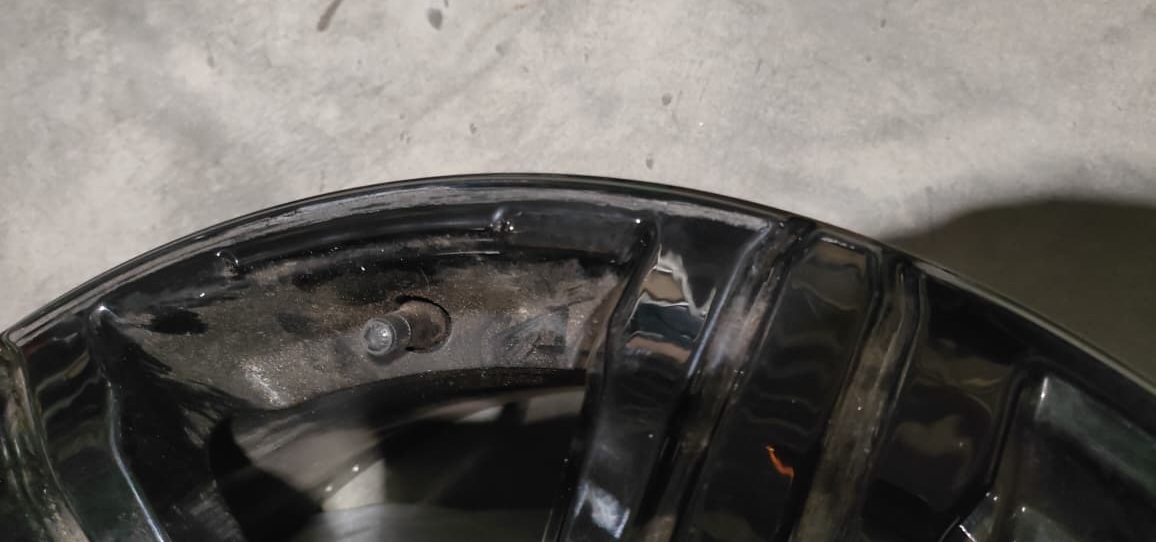 диск литой R17 