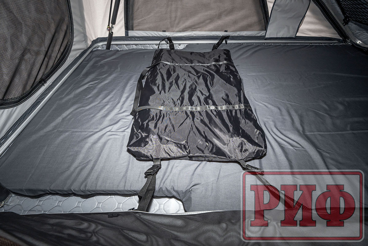 Палатка на крышу автомобиля РИФ Hard RT05-125W, корпус белый, тент светло-серый, 210х125х150