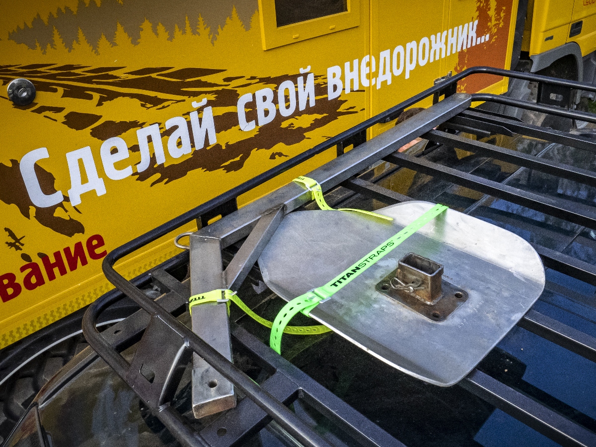 Ремень крепёжный TitanStraps Super Straps зелёный L = 23 см (Dmax = 6,55 см, Dmin = 1,47 см)