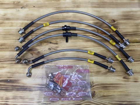 Toyota Land Cruiser 100 1998-2007 (Лифт 50 мм). Комплект из 6 армированных тормозных шлангов