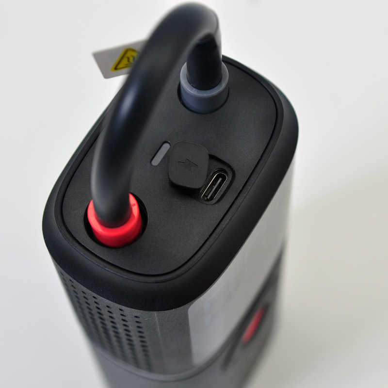 Компактный аккумуляторный компрессор BERKUT Dac-Compact