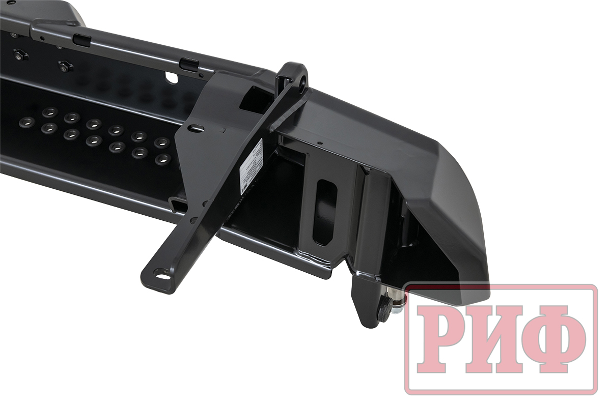 Бампер РИФ силовой задний Toyota Land Cruiser 200 2007-2012 с квадратом под фаркоп, калиткой, фонарями, подсветкой номера, стандарт