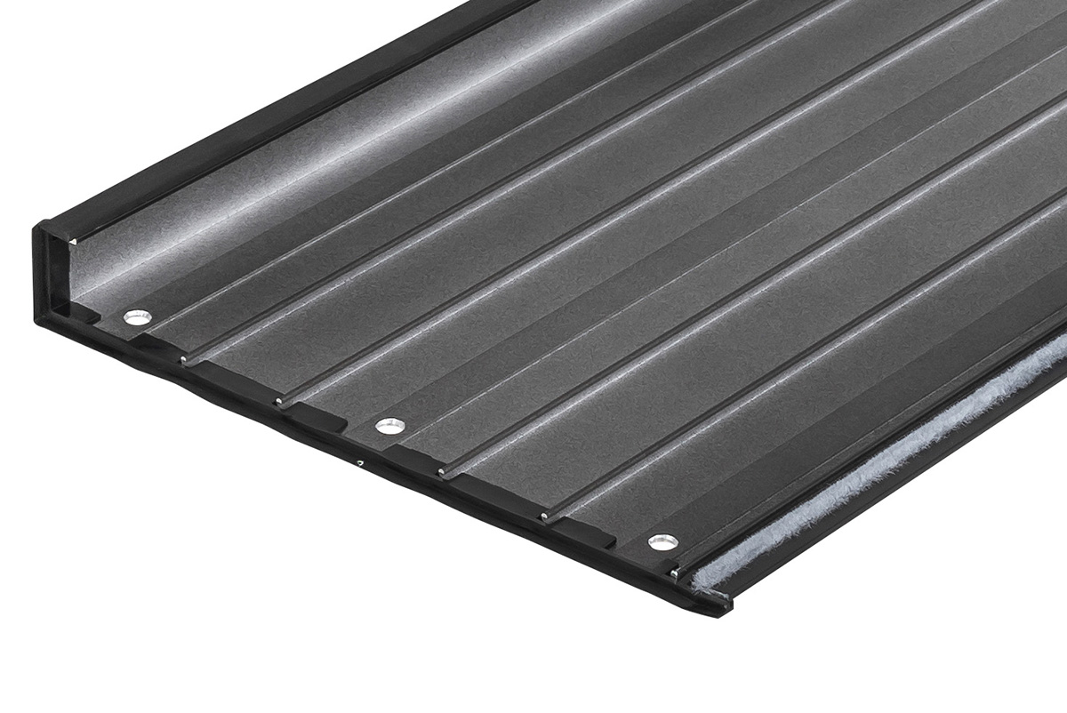 Крышка кузова РИФ для Changan Hunter Plus, роллета раздвижная 1650х1666 мм, алюминиевая, черная