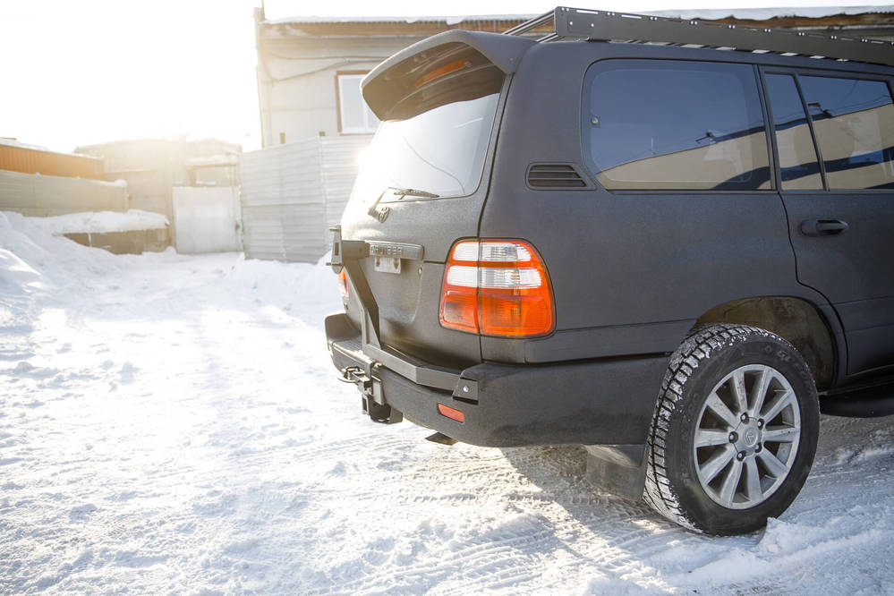 Калитка в штатный бампер Toyota Land Cruiser 100