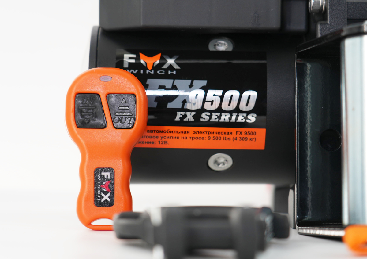 Лебедка автомобильная FOX WINCH 9500 12V (стальной трос)