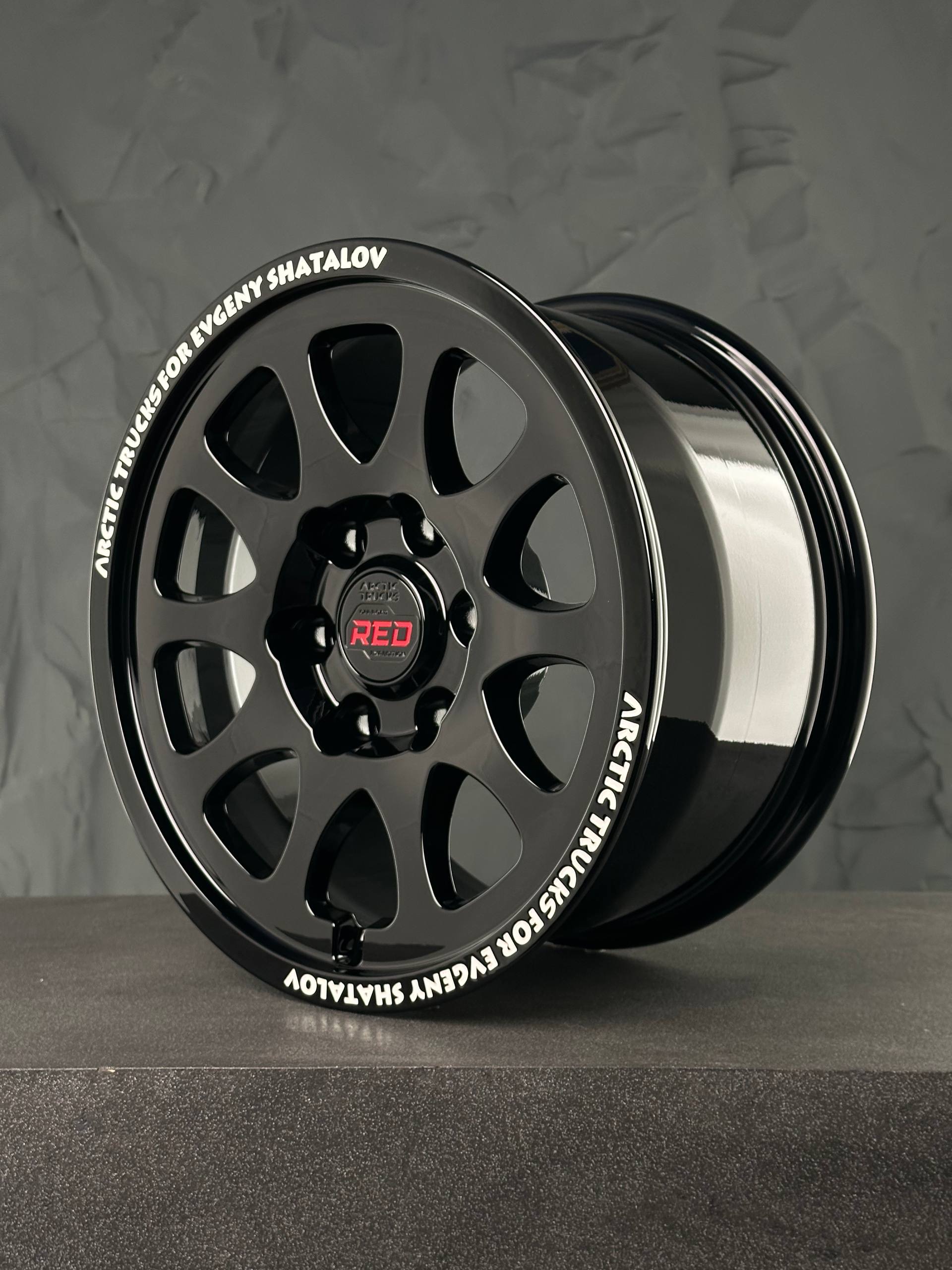 Кованые диски F-4134 R17 J9.5 ET20 6*139.7 D95.1 Gloss Black цвет черный глянец