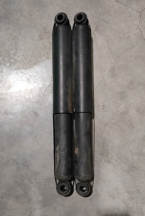 амортизатор D-MAX 2021- задний