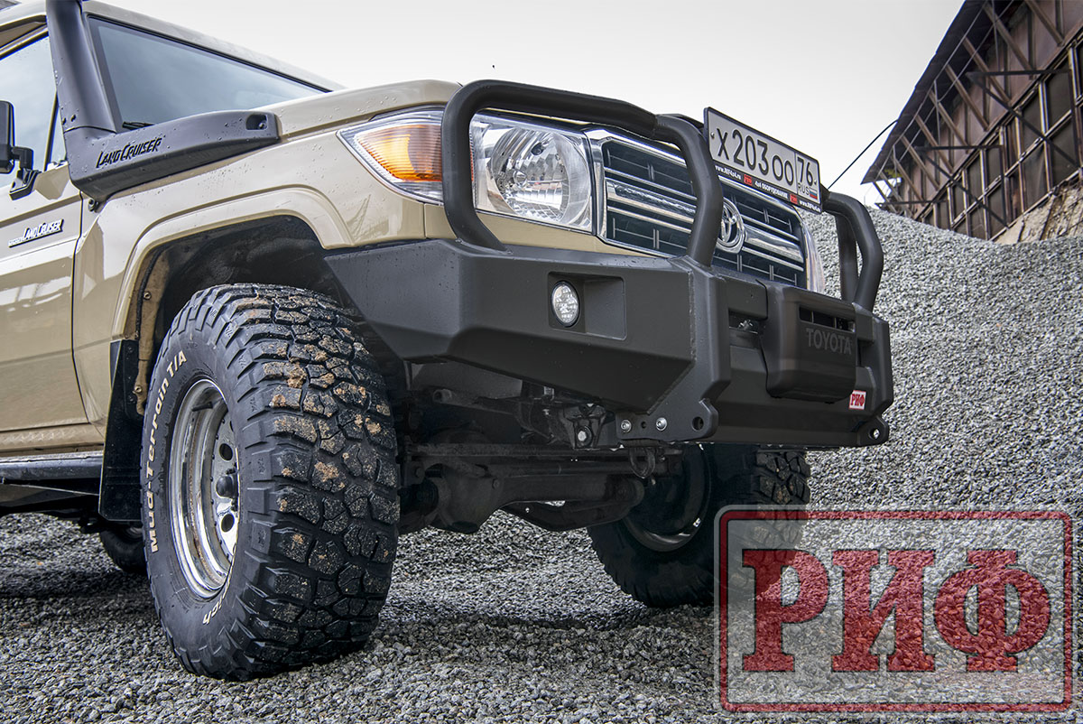 Бампер РИФ передний Toyota Land Cruiser 76/78/79 2007-2024 c доп. фарами и защитной дугой, под штатную лебедку
