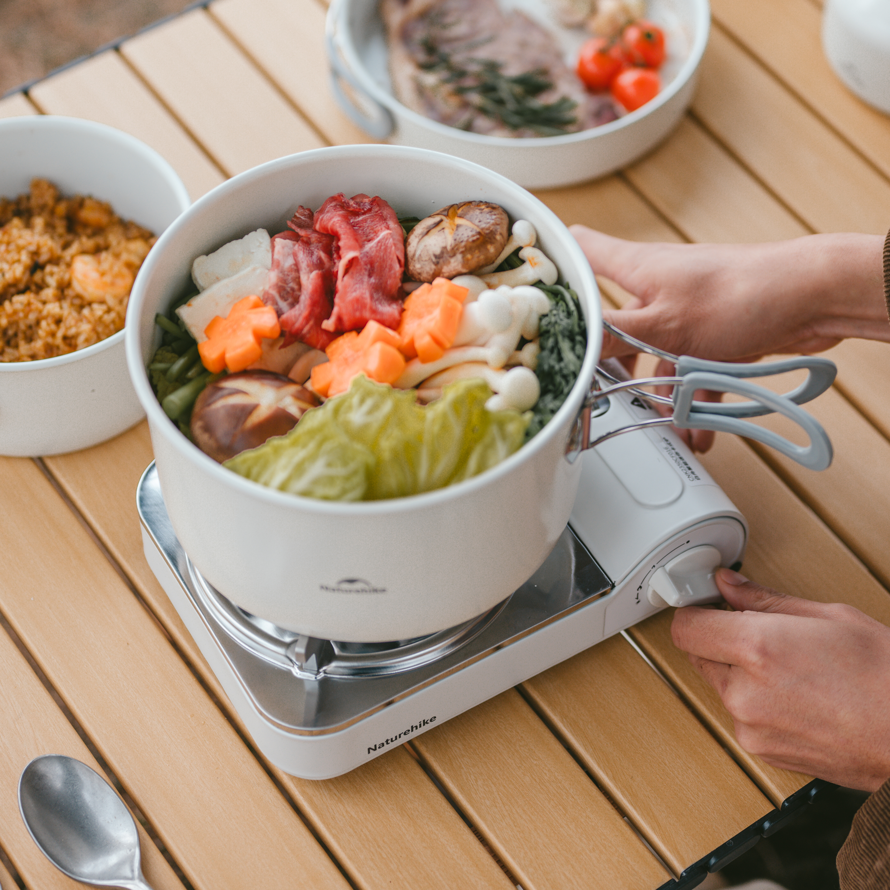 Плита газовая Naturehike 2,2 кВт, темно-белая