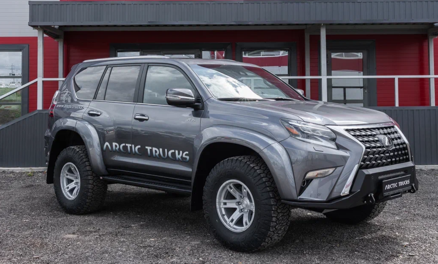 бампер силовой передний GX460 короткий АТ35