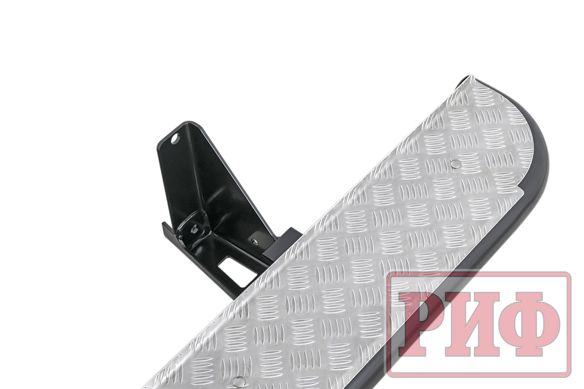 Пороги РИФ силовые Toyota Land Cruiser 100 (АКПП)