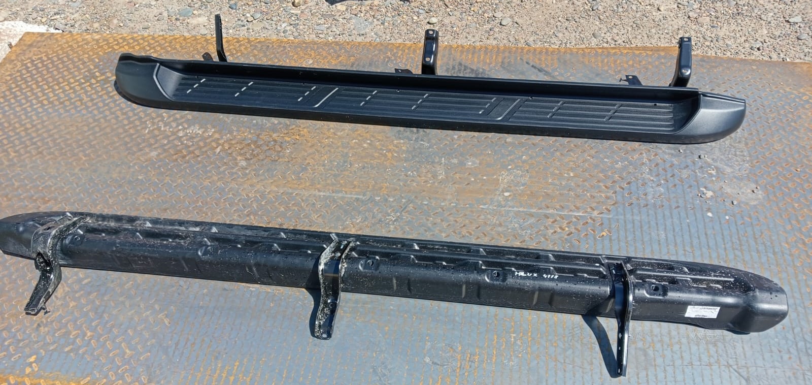 Комплект подножек Toyota Hilux (2015-) (51771-0K330, 51772-0K330)