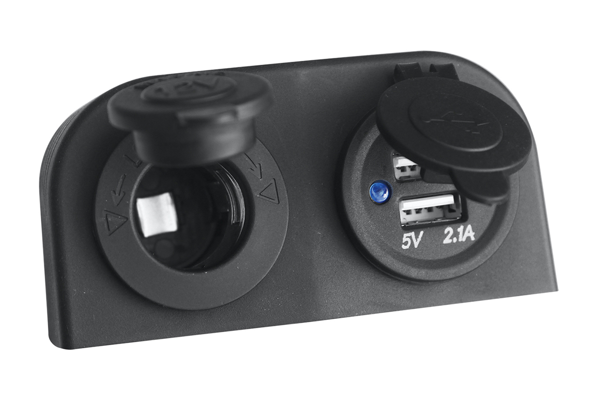 Розетка комбинированная с USB 3,1А в корпусе