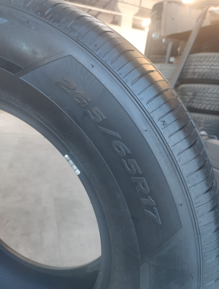 Шина б/у Kumho Crugen hp71 112H 265/65 R17