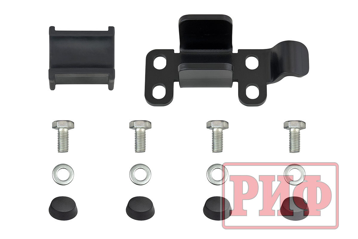 Бампер РИФ силовой задний Toyota Land Cruiser 200 2007-2015 c квадратом под фаркоп и калиткой, стандарт