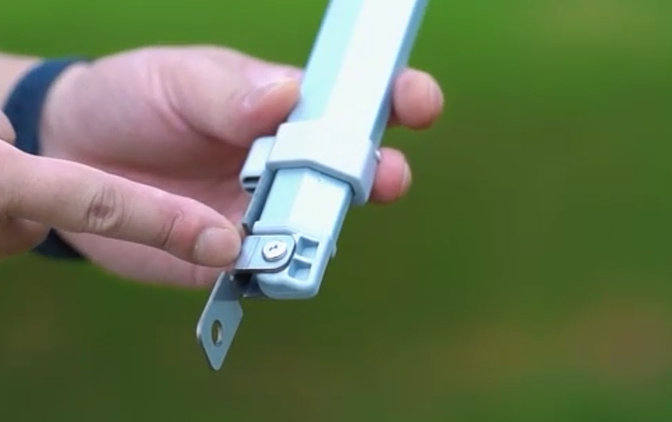 Маркиза автомобильная РИФ 2,0х1,5 м кассетная, привод механический, ручной, корпус белый