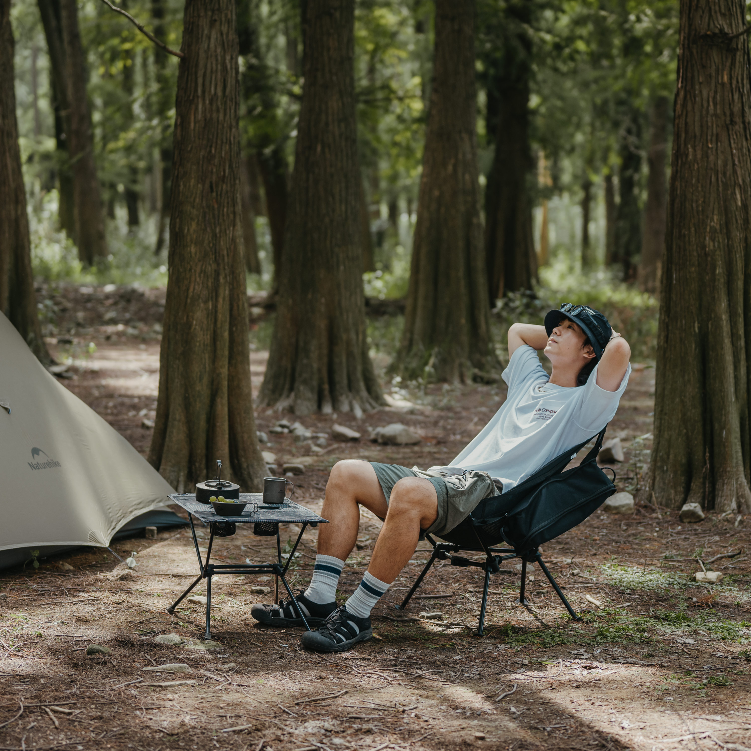 Кресло туристическое Naturehike Clamshell Sea Moon 002 складное, 75х60х91 см, до 120 кг, черное