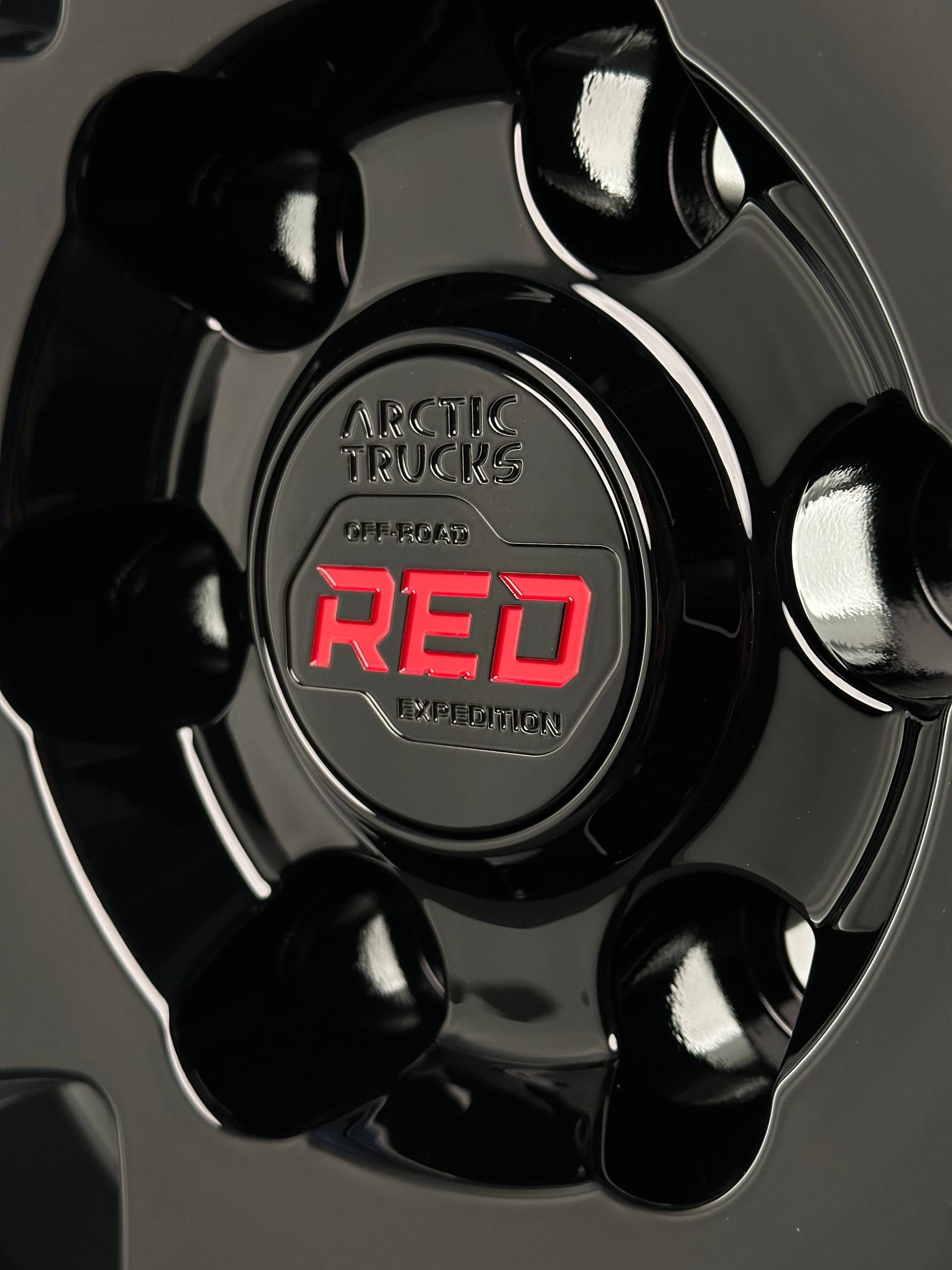 Кованые диски F-4134 R17 J9.5 ET20 6*139.7 D95.1 Gloss Black цвет черный глянец