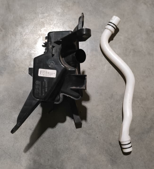 Бачок омывателя Tank 300 