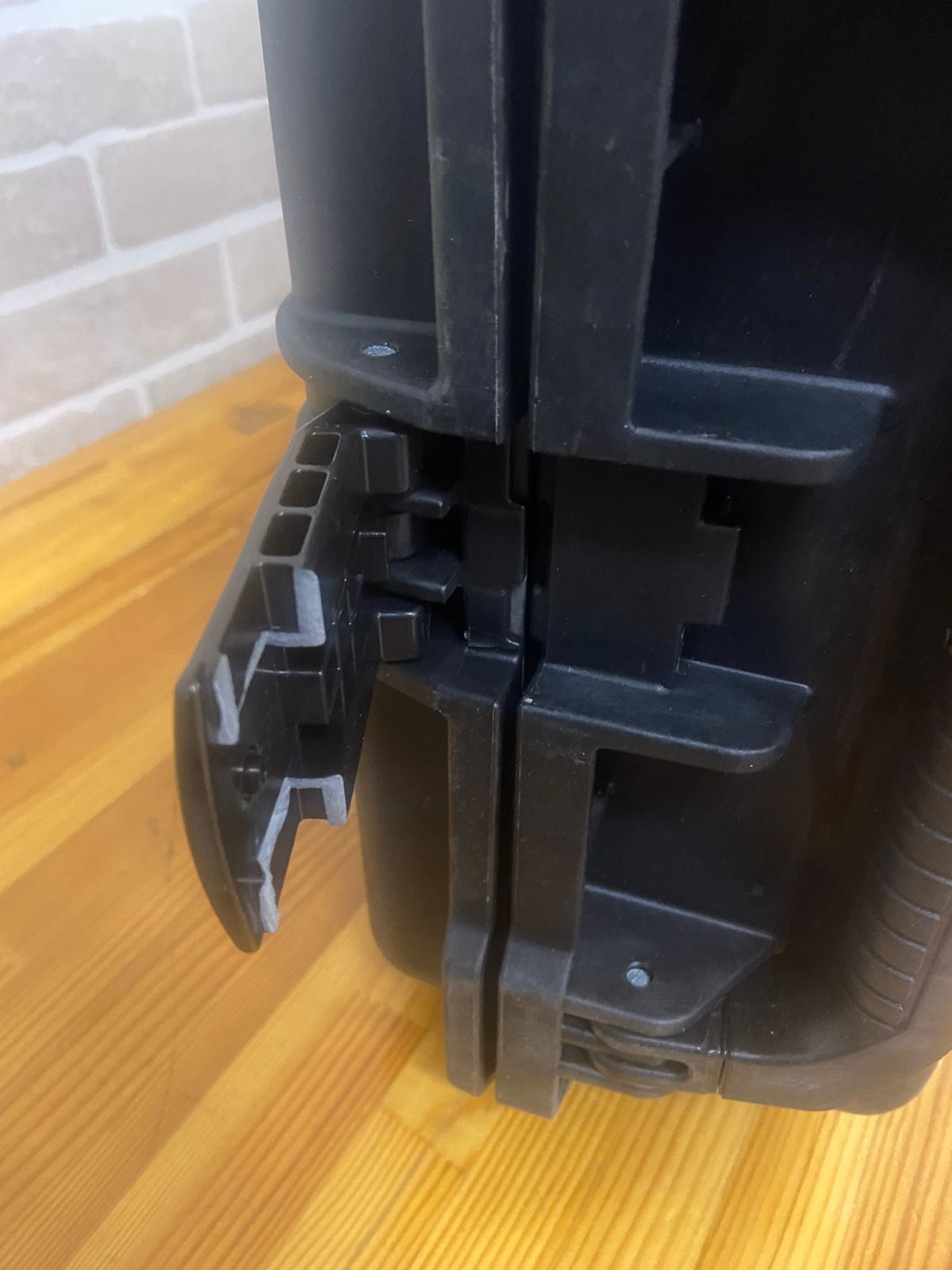 Кейс защитный ударопрочный РИФ 1366x416x170 мм (уценка)