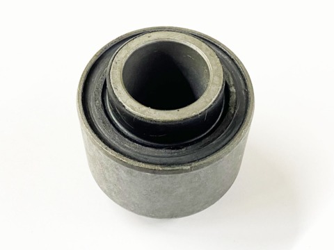 Втулка Tough Dog для передних амортизаторов Toyota Land Cruiser 300