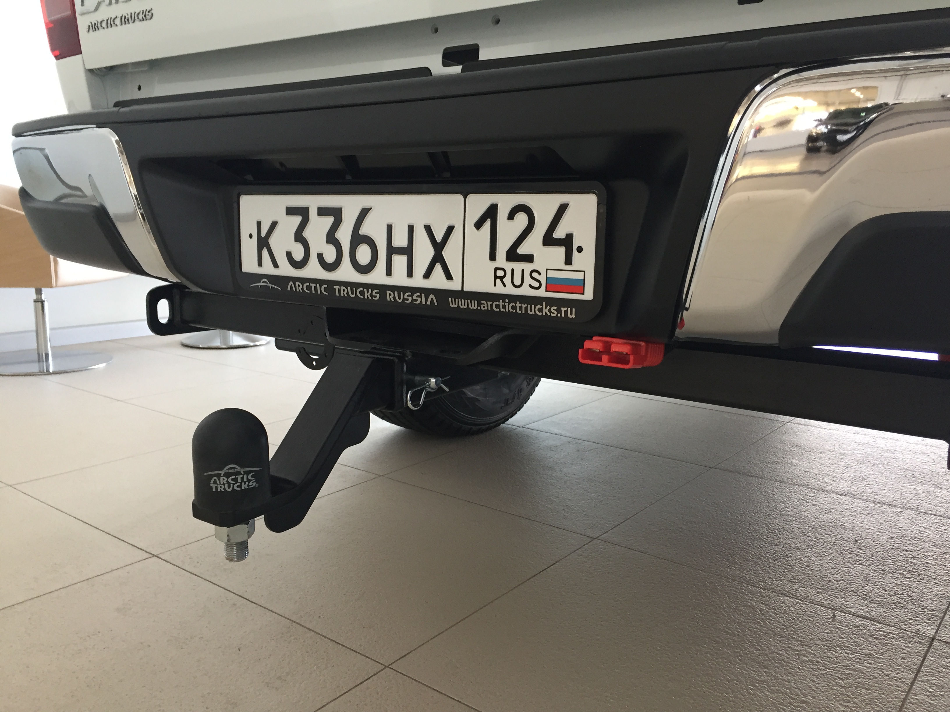 фаркоп Isuzu D-Max 2012 - (квадрат)