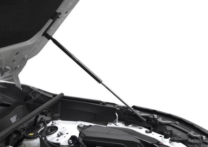 амортизатор капота Toyota Hilux 2015