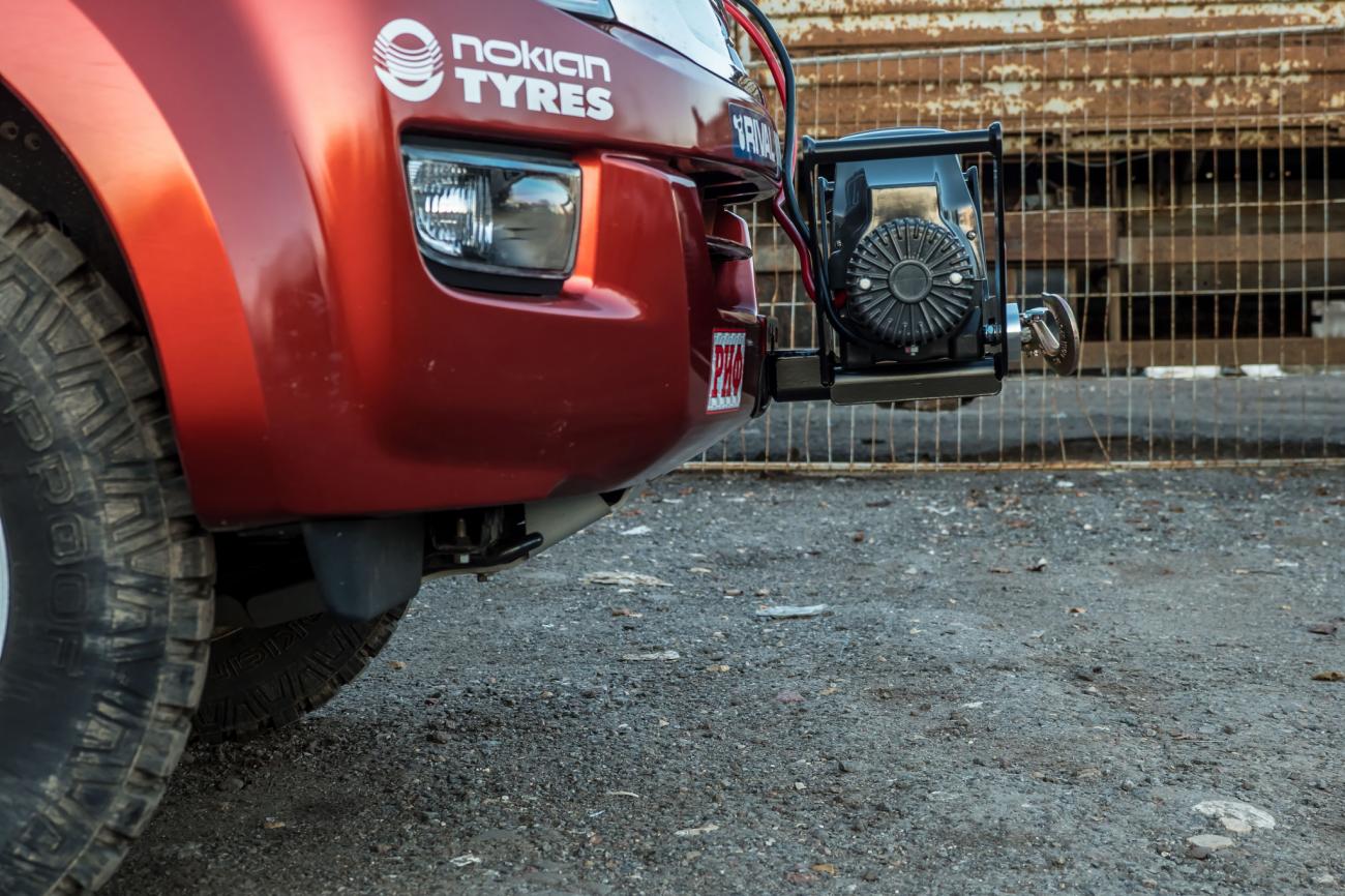 Фаркоп РИФ передний (переходник) для съёмной лебедки в штатный бампер Isuzu D-MAX (2012-2020)