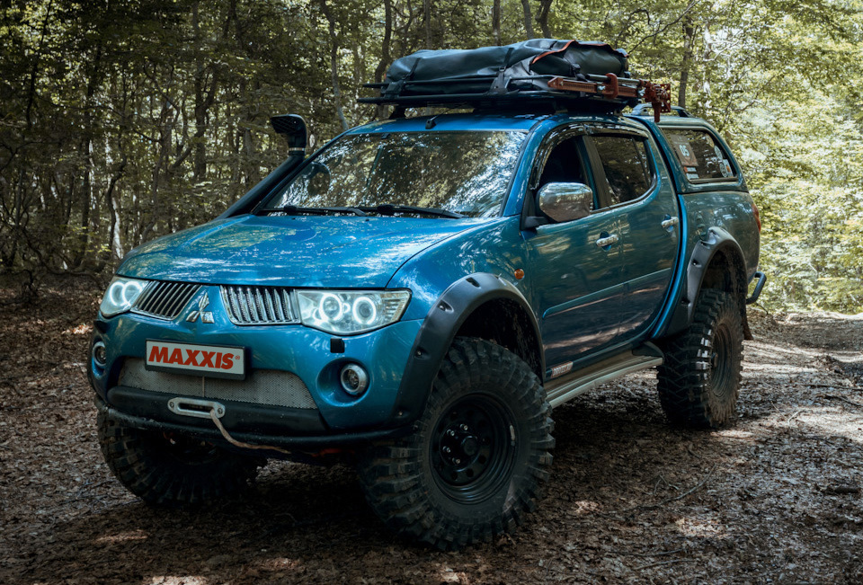 Шина Maxxis Trepador M8060 35x12.5-20 121K