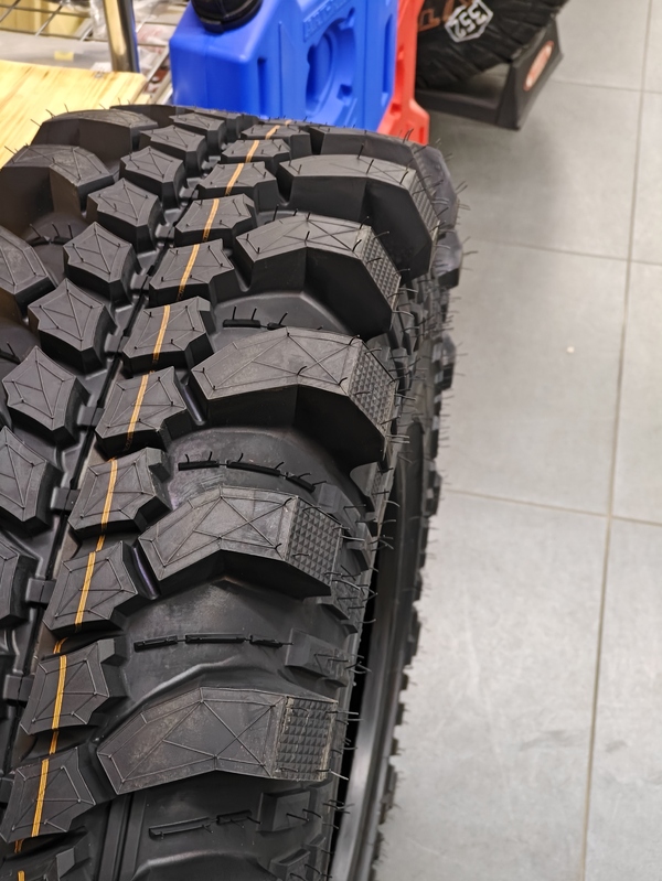 Шина JOURNEY Digger 295/80-16LT 120K (35X11.50-16)