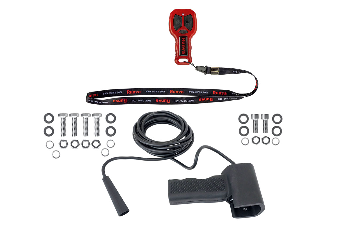 Лебёдка автомобильная электрическая 12V Runva EWB9500SSR 4350 кг влагозащищенная, синтетический трос