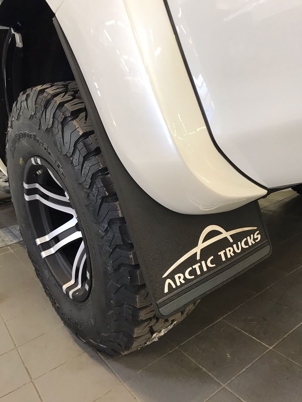 брызговик (35х62 см)  АТ лого