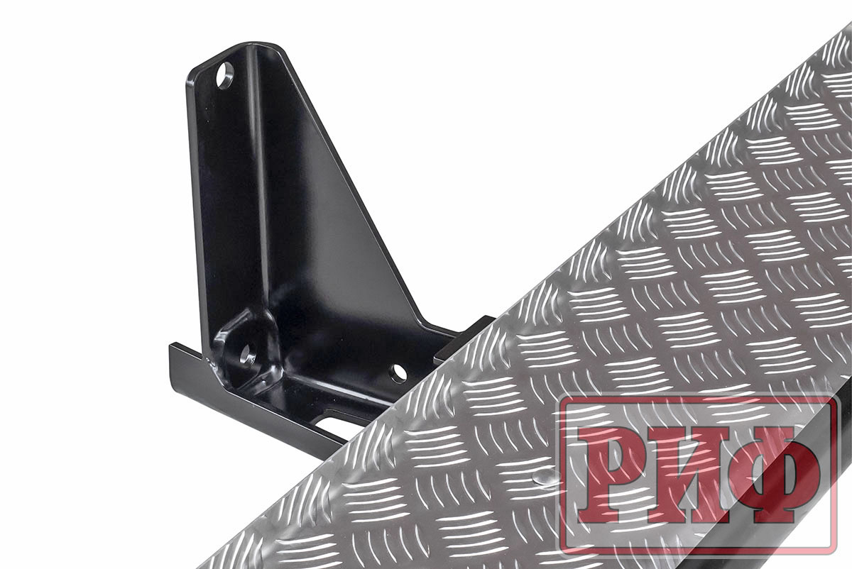 Пороги РИФ силовые Nissan Patrol Y61 до 2004 (MКПП)