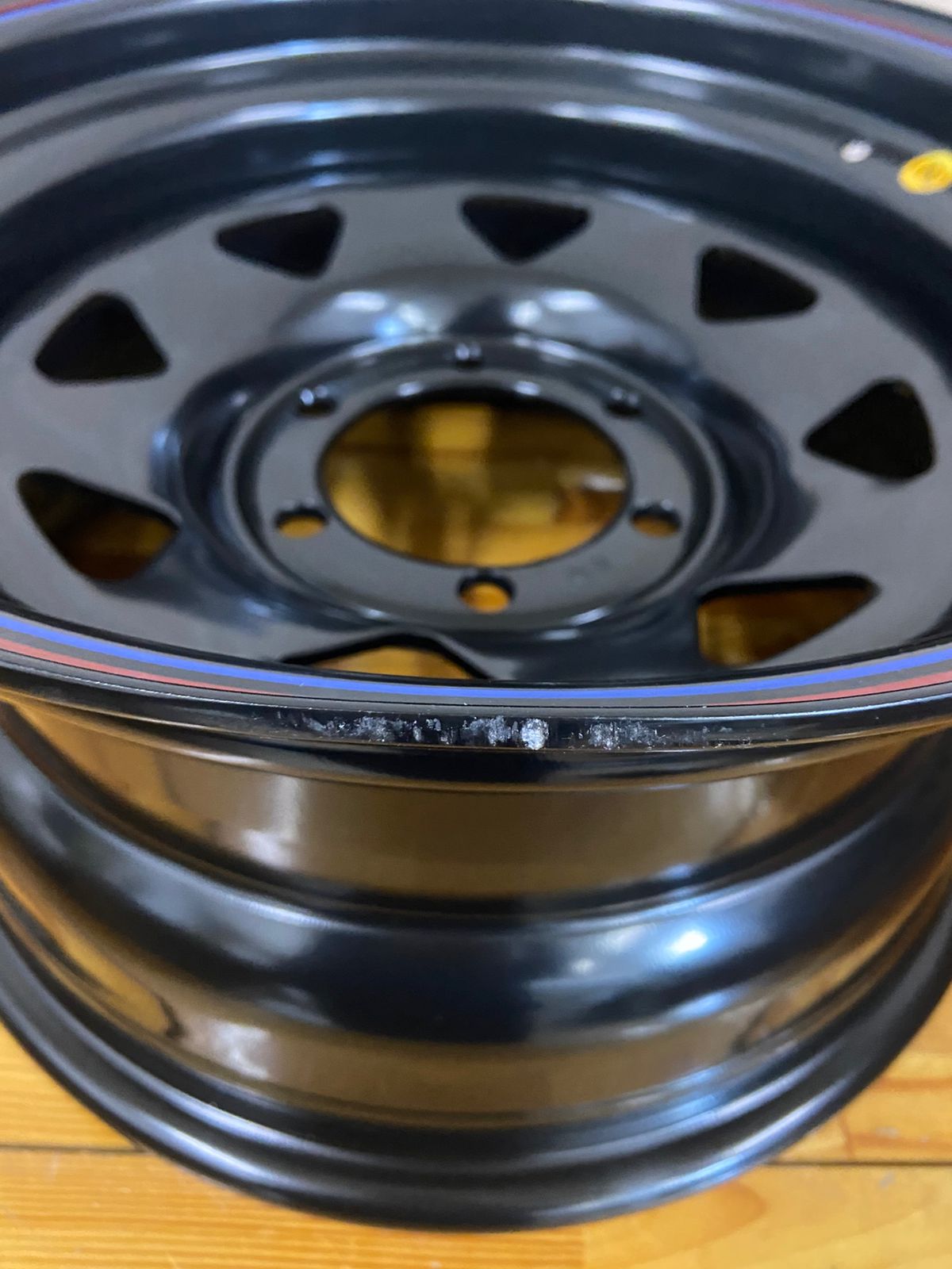 Диск усиленный Toyota Hilux 2.5D, 3.0D стальной черный 6x139,7 8xR16 d110 ET-10 (уценка)