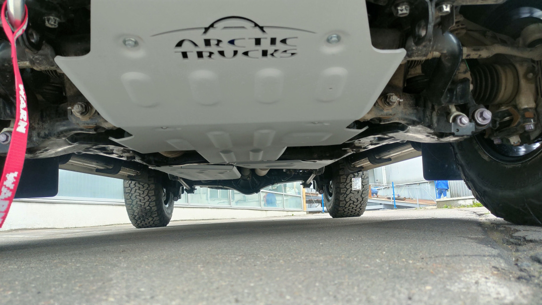 Защита картера TUNDRA (2022 -)/SEQUOIA/ LC300 лого AL 6 мм