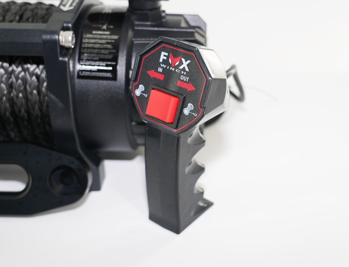 Лебедка автомобильная FOX WINCH 12000s 12V (синтетический трос)