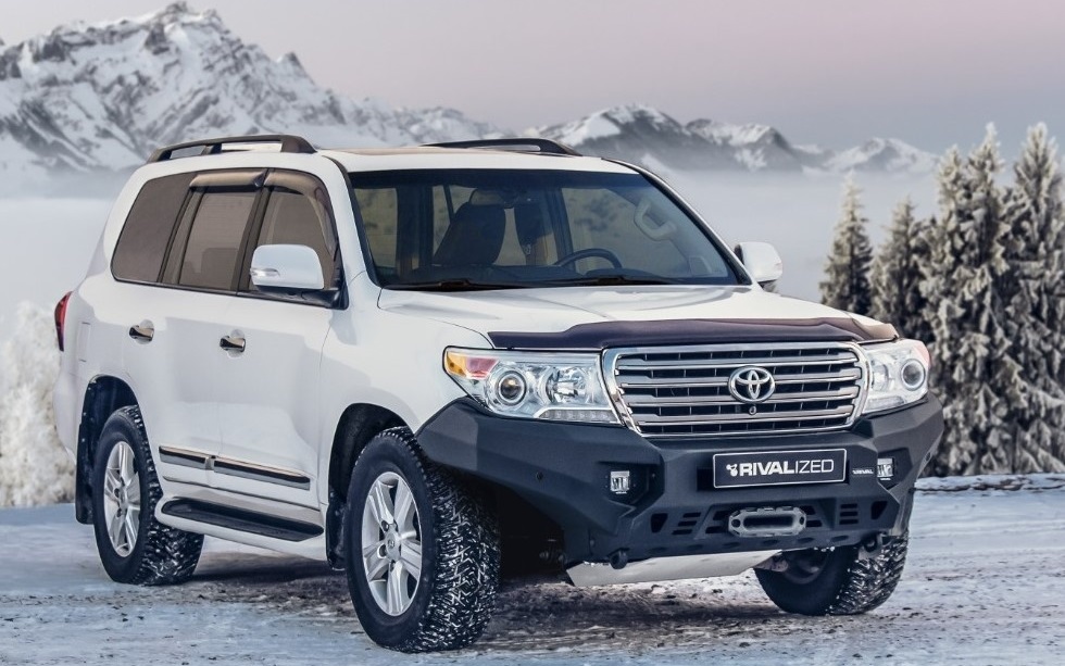 Бампер передний LC200 (2008-2015) Черный