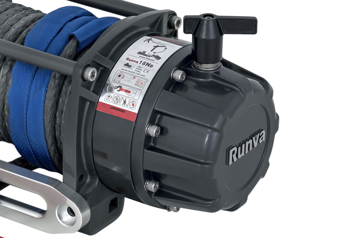 Лебёдка автомобильная электрическая 12V Runva EWB18000SSR влагозащищенная, синтетический трос