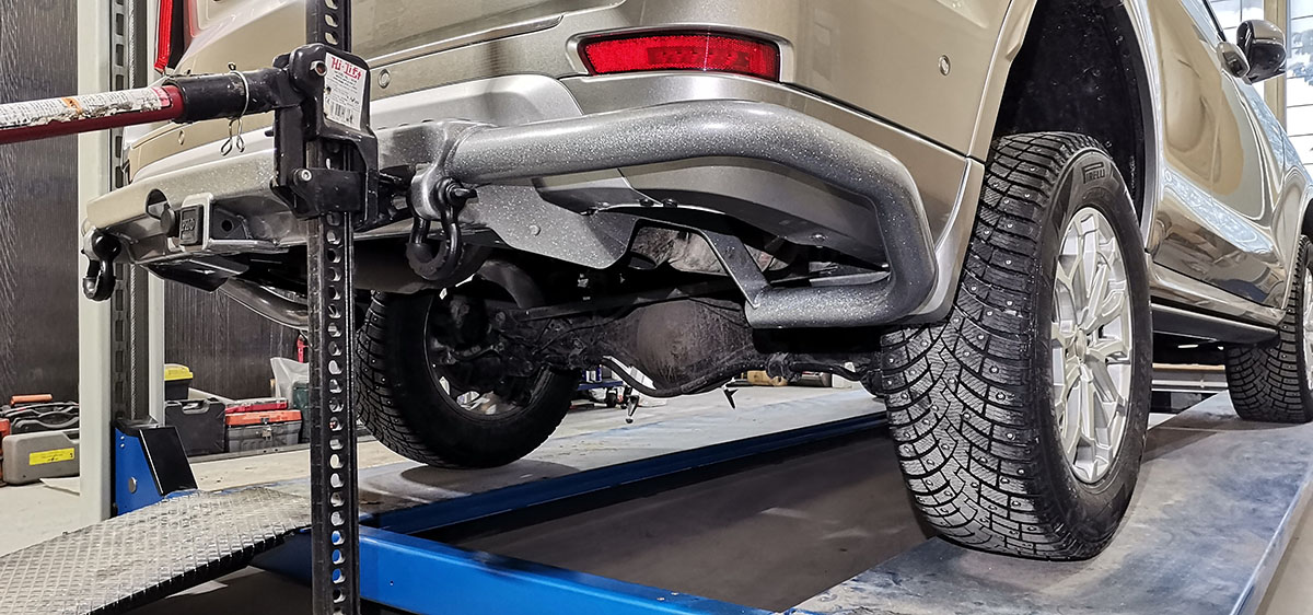 Бампер РИФ задний силовой/защита штатного бампера TANK 500 c квадратом под фаркоп