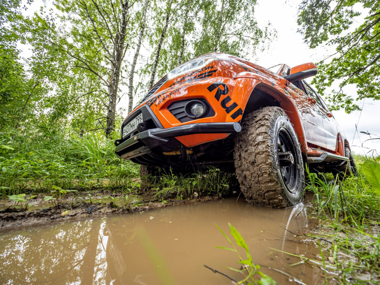 Бампер передний силовой/защита штатного бампера РИФ УАЗ Патриот 2015+ с защитой рулевых тяг (стандарт)