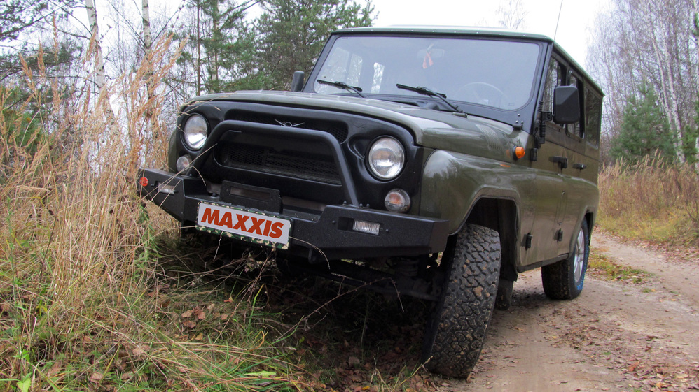 Шина Maxxis Worm-drive AT980 205/70R15C 106/104Q