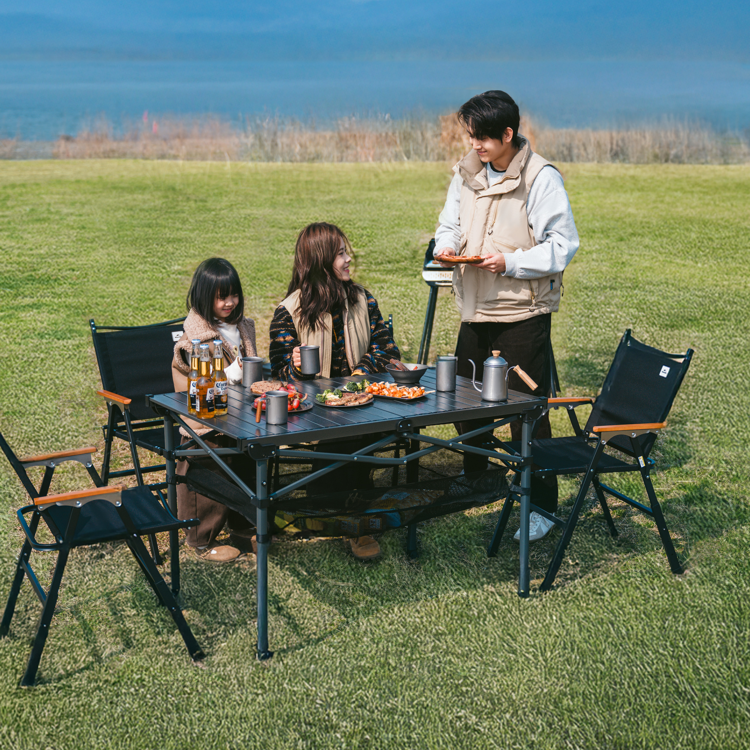 Стол туристический Naturehike Simple star H01 складной, 120х70х73 см, с сетчатой полкой, черный