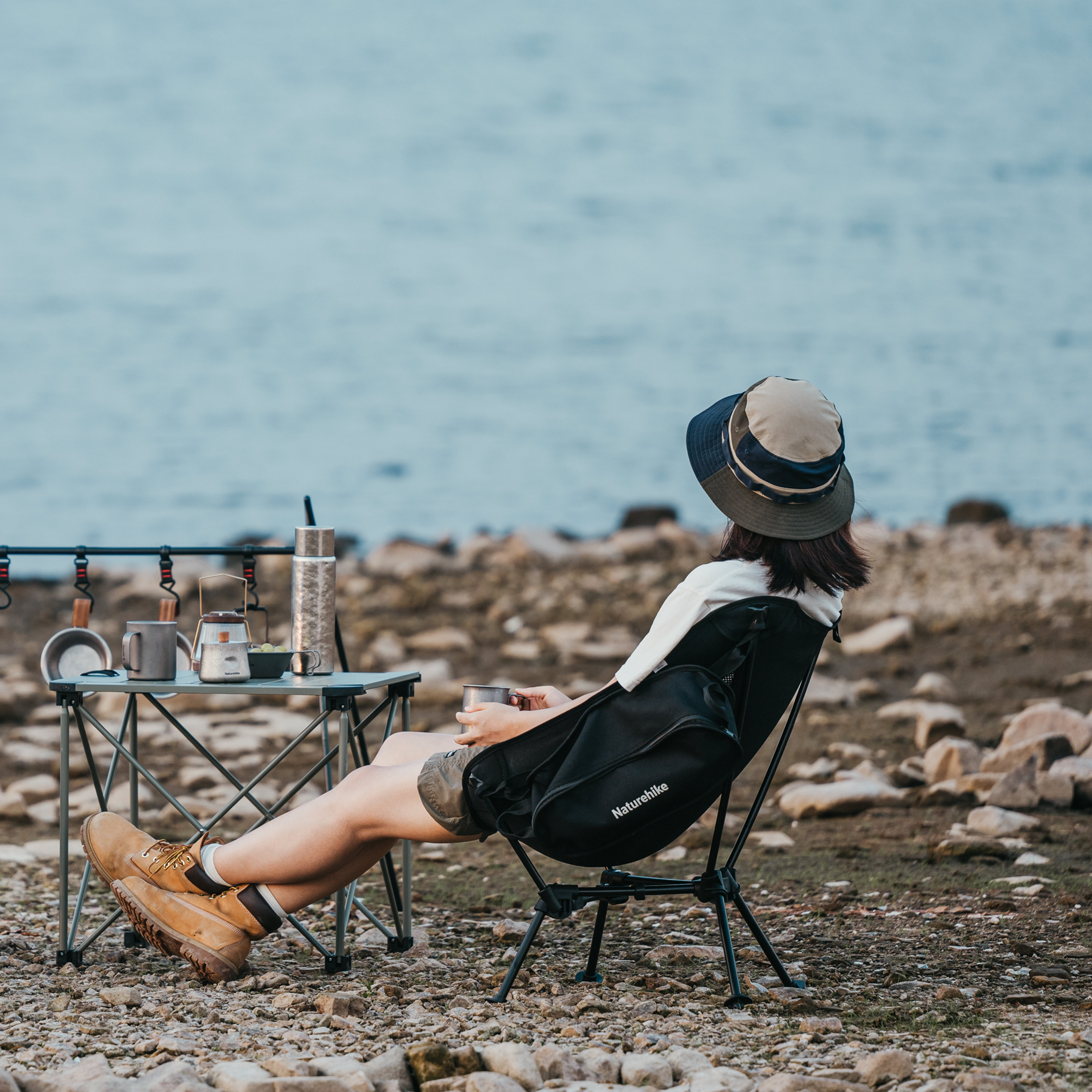 Кресло туристическое Naturehike Clamshell 001 складное, 55х54х66 см, до 120 кг, черное