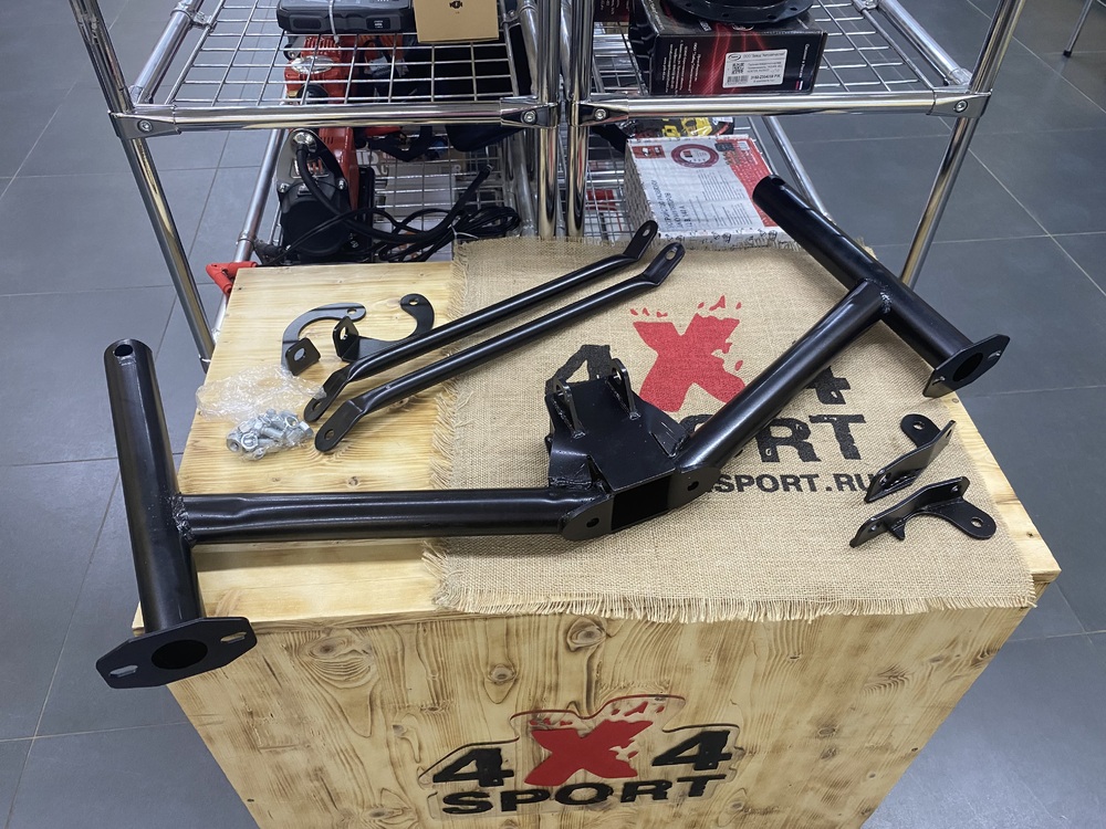 Передний кронштейн для съемной лебедки Lada4x4 (под квадрат)