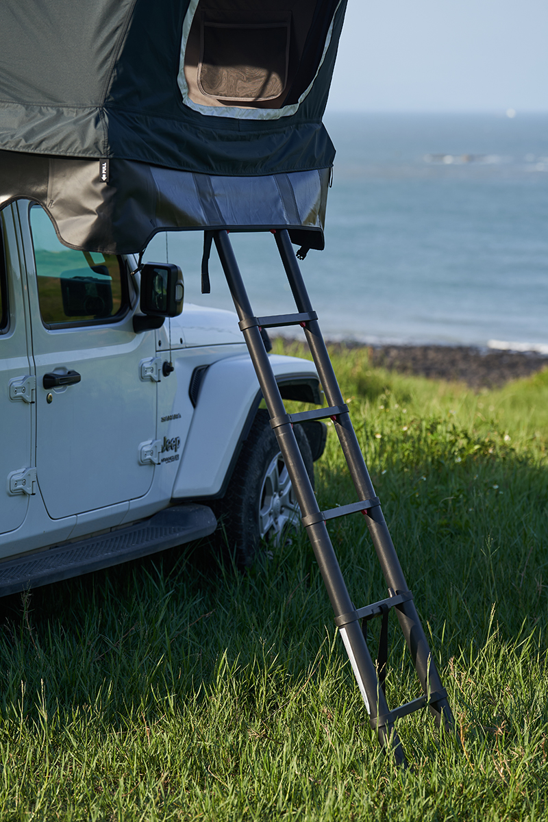 Палатка на крышу автомобиля Wild Land Voyager 140 Pro ECO