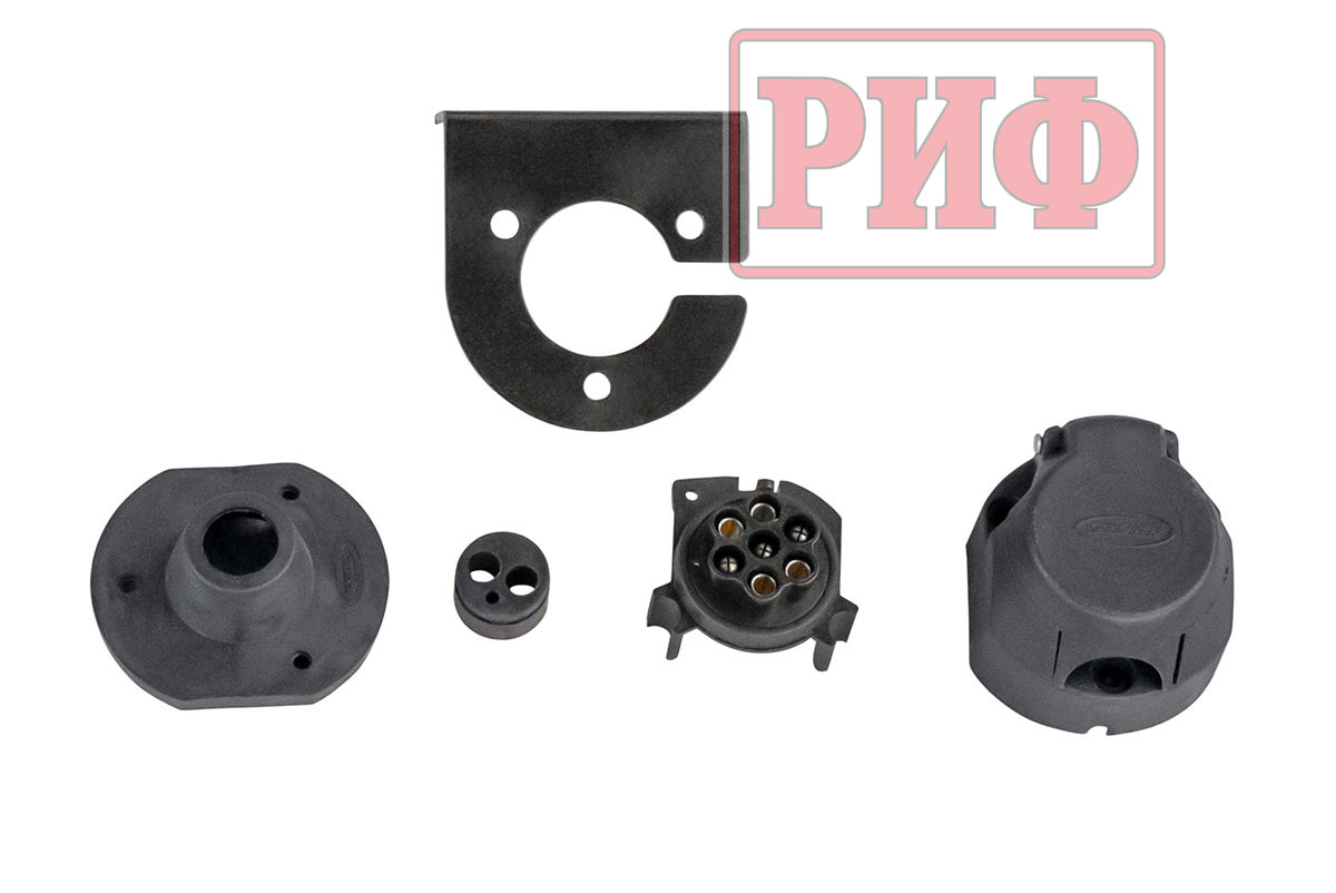 Бампер РИФ силовой задний Toyota Land Cruiser 76 2007-2024 с квадратом под фаркоп, калиткой и фонарями