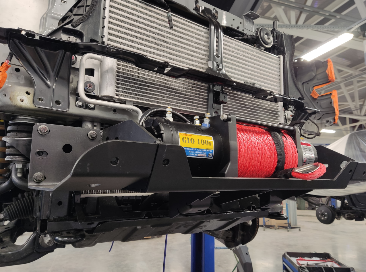 лебедка COMEUP GIO 100S 12V STD (синтетический трос)