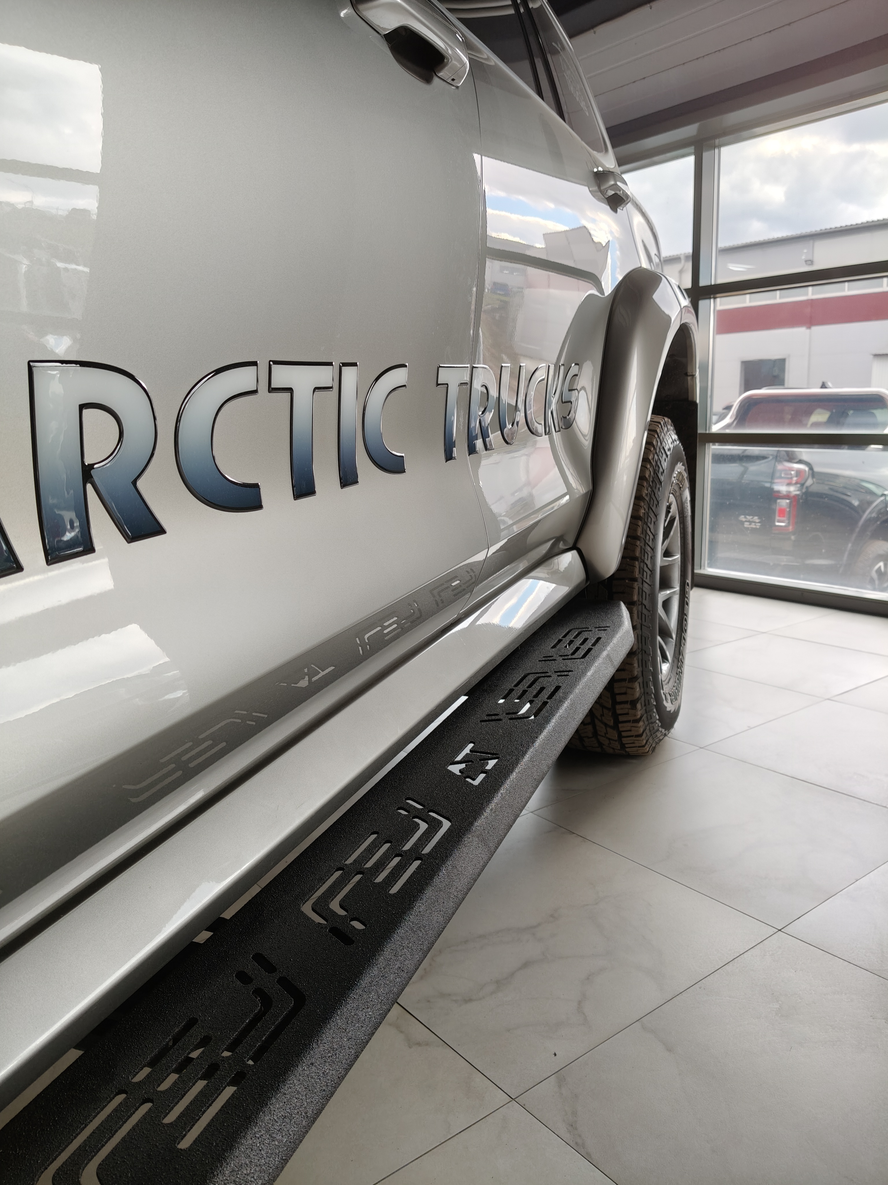 Силовые пороги Arctic Trucks для Tank 500
