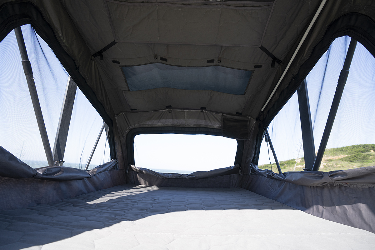 Палатка на крышу автомобиля Wild Land Summit Explorer 130